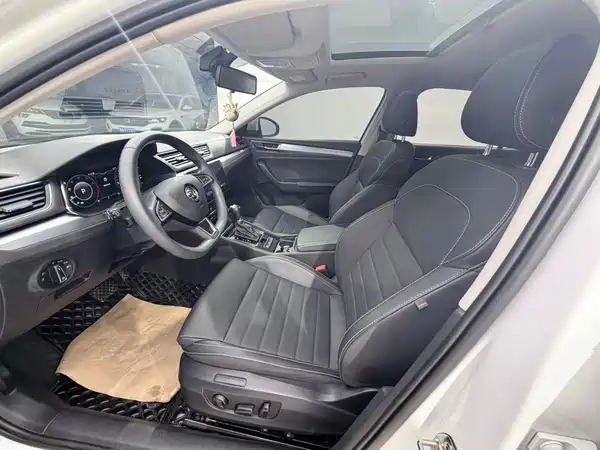 Skoda Superb 2023