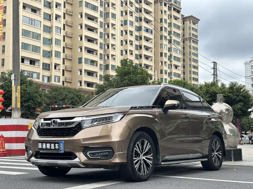 Honda Avancier 2017 — фото 1
