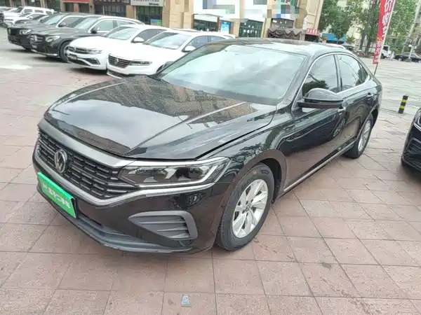 Volkswagen Passat 2024