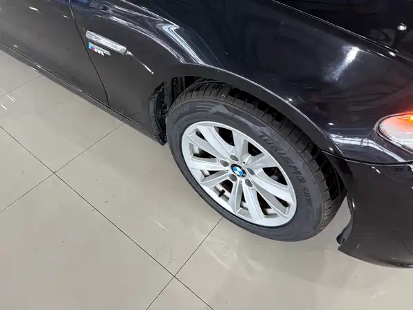 BMW 5 Series 2012