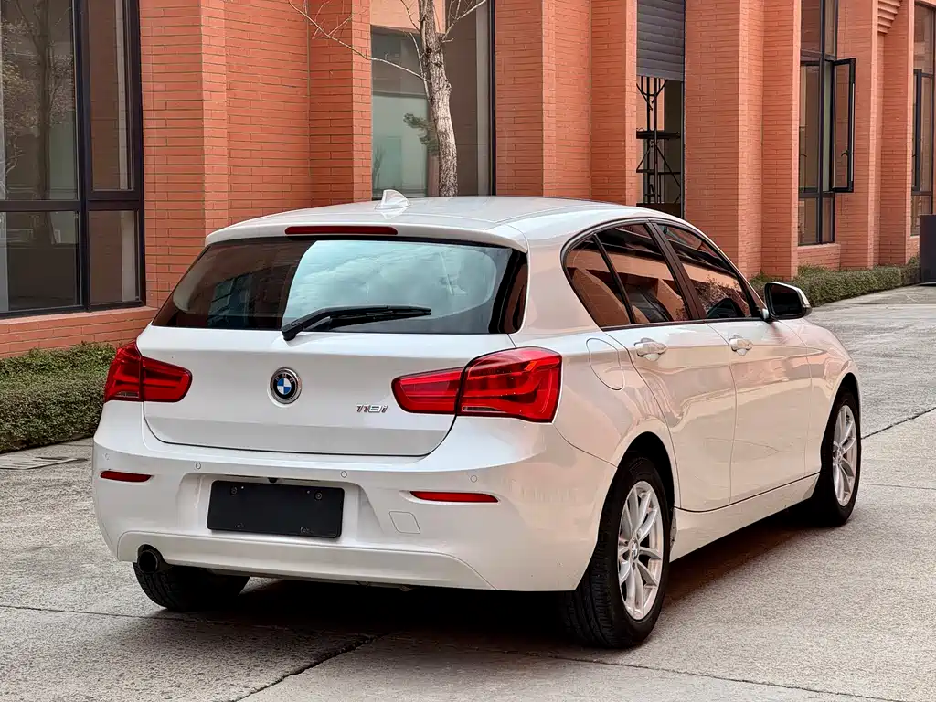 BMW 1 Series 2017 — фото 4