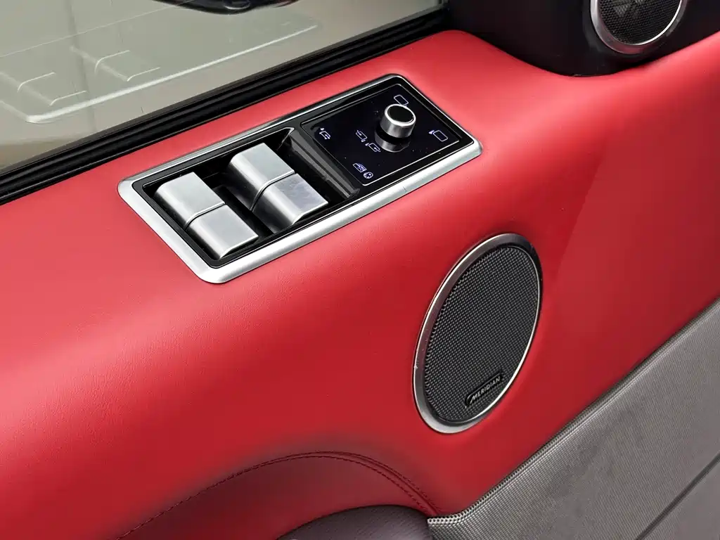 Land Rover Range Rover Sport 2014 — фото 18