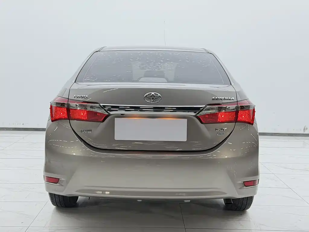 Toyota Corolla 2017 — фото 11