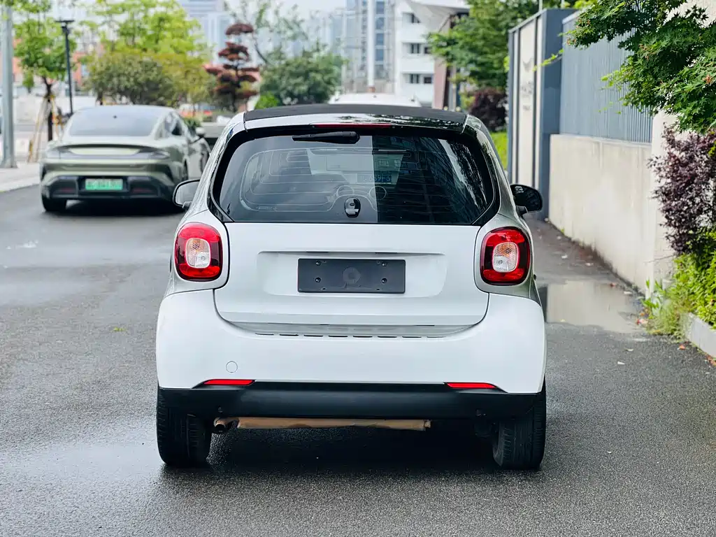 smart fortwo 2018 — фото 5