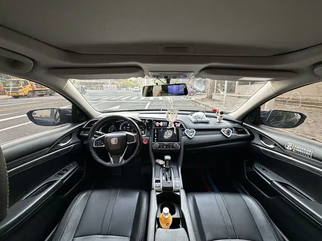 Honda Civic 2020 — фото 14