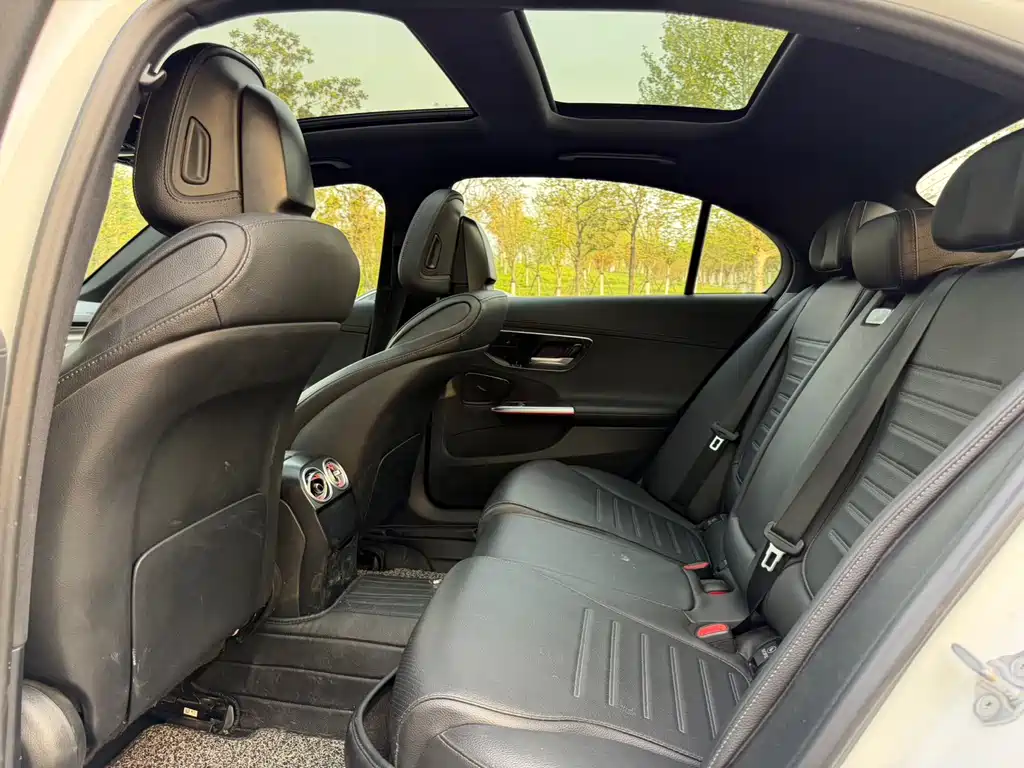 Mercedes-Benz C-Class 2022 — фото 12