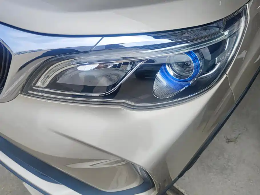 Geely Vision X3 2021