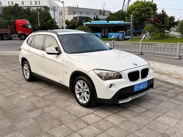 BMW X1 2011