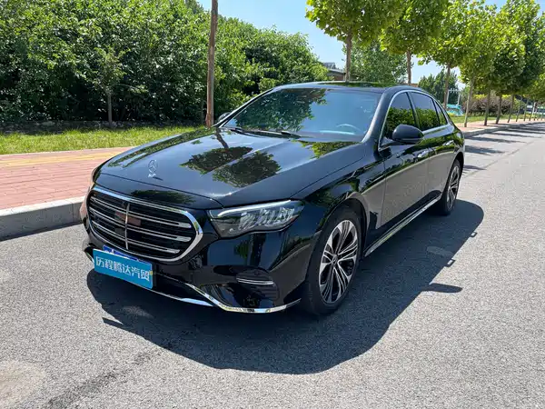 Mercedes-Benz E-Class 2025
