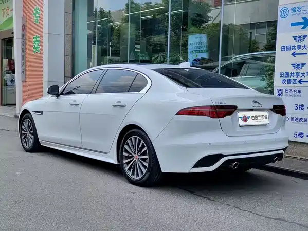 Jaguar XEL 2023