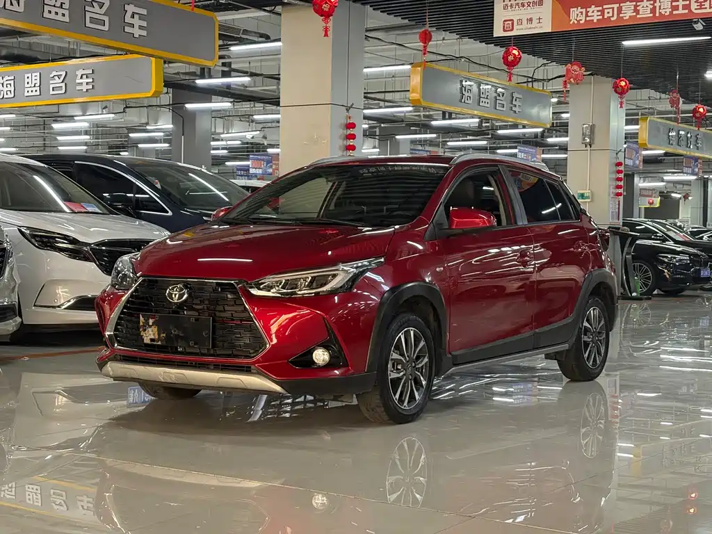 Toyota Yaris L 2023
