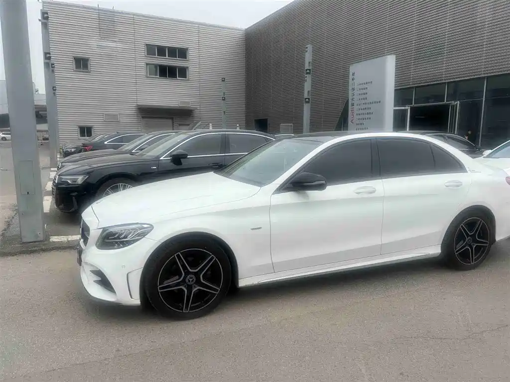 Mercedes-Benz C-Class 2022 — фото 2