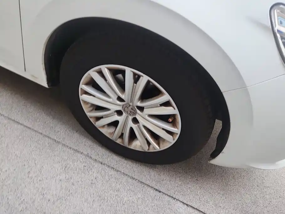 Peugeot 301 2016