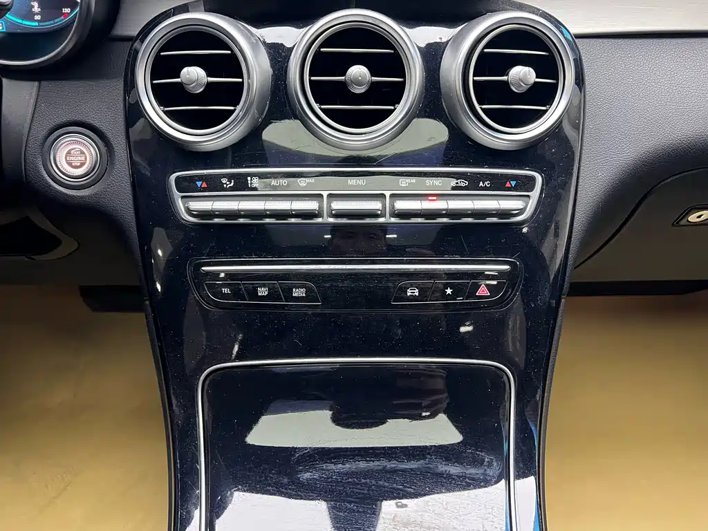 Mercedes-Benz GLC 2021 — фото 18