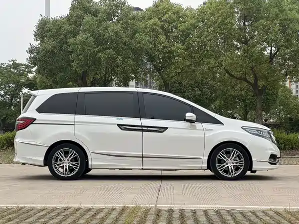 Honda Elysion 2021