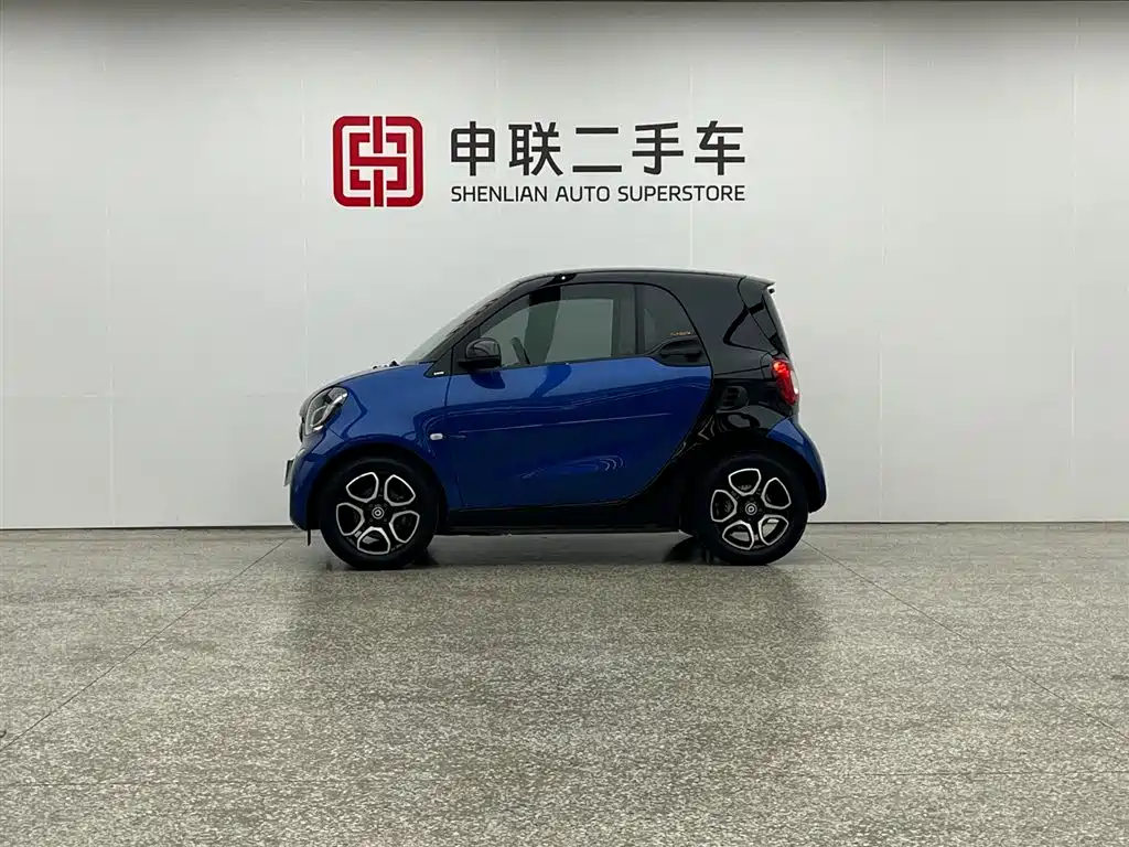 smart Fortwo 2019 — фото 9