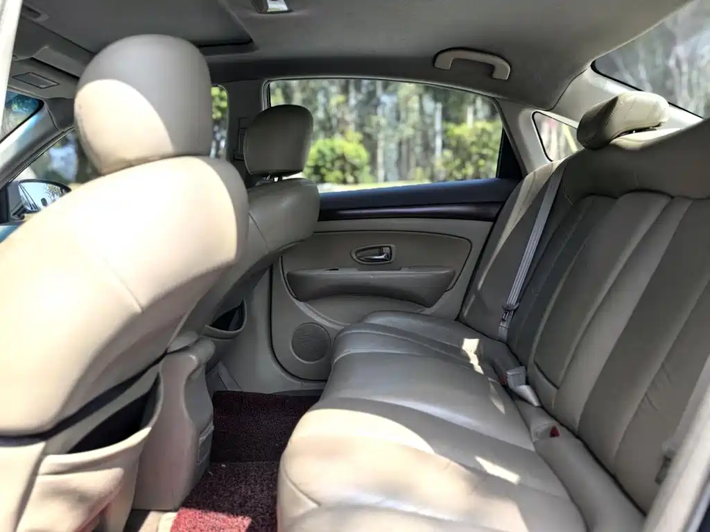 Nissan Sylphy 2010