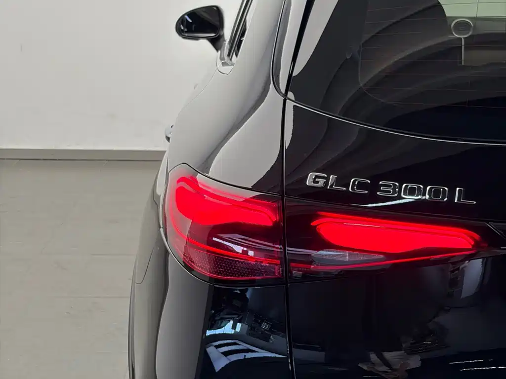 Mercedes-Benz GLC 2025 — фото 18