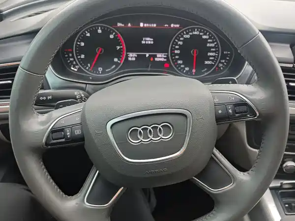 Audi A6L 2012