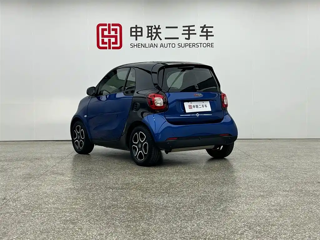 smart Fortwo 2019 — фото 8