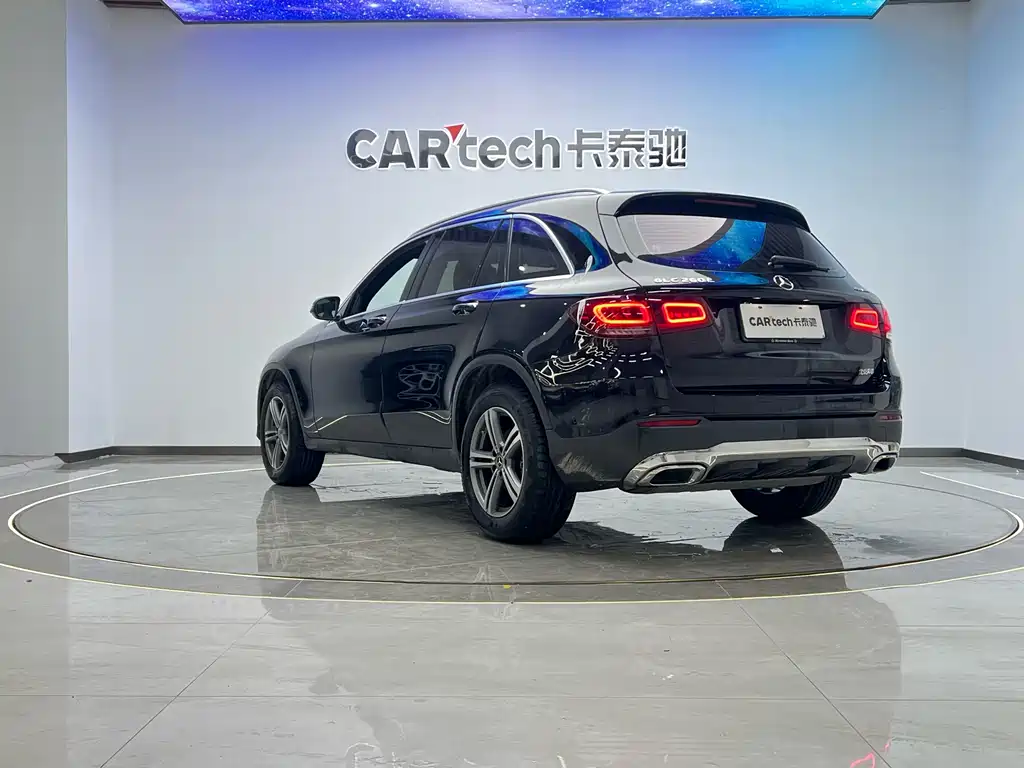 Mercedes-Benz GLC 2021 — фото 29