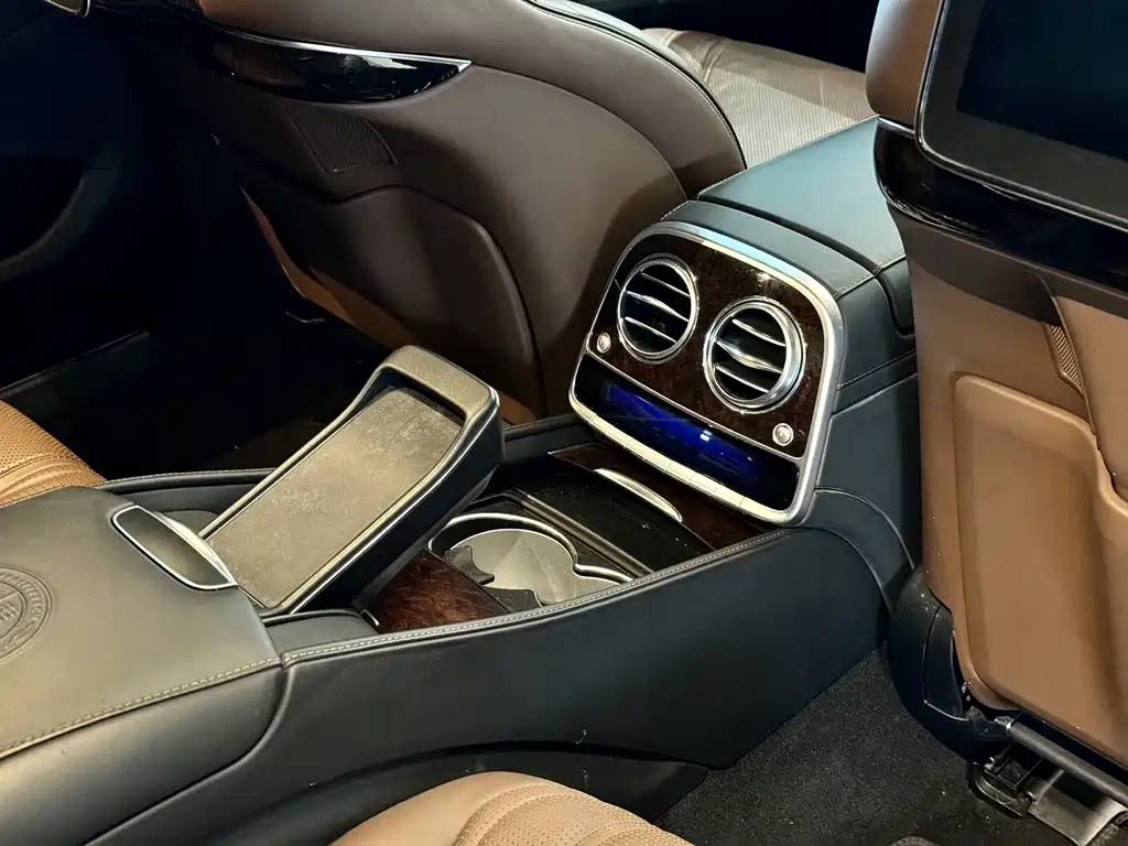 Mercedes-Benz S-Class AMG 2018 — фото 12