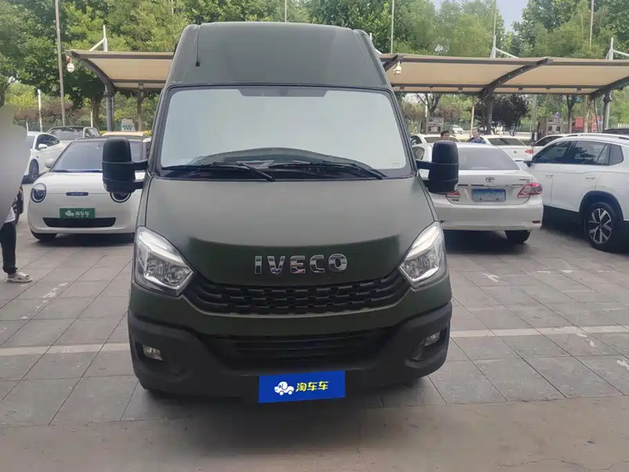 IVECO Ousheng 2022