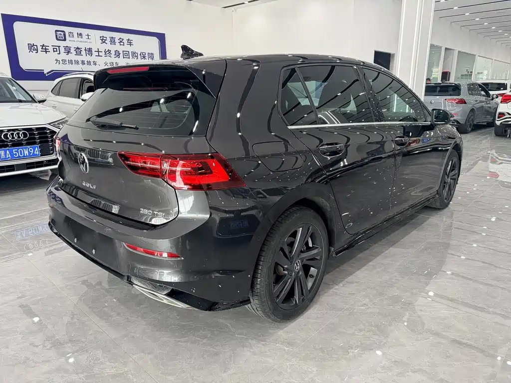 Volkswagen Golf 2022
