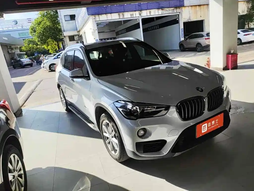 BMW X1 2019 — фото 9
