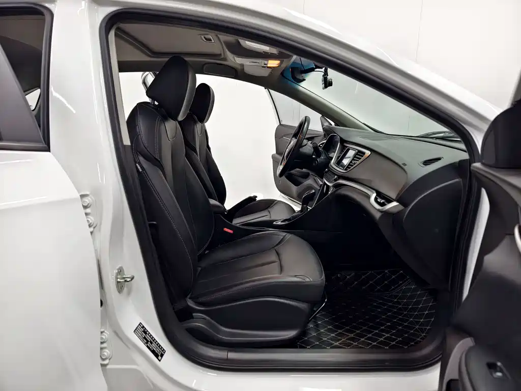 Buick Excelle 2021 — фото 14