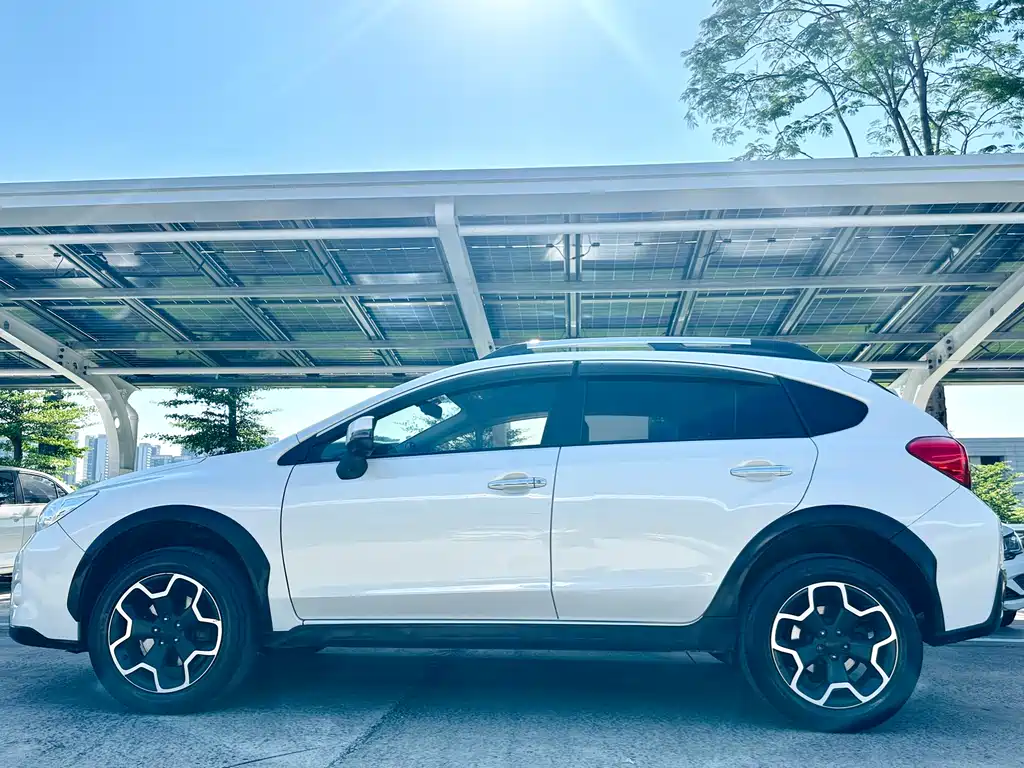 Subaru XV 2014 — фото 4
