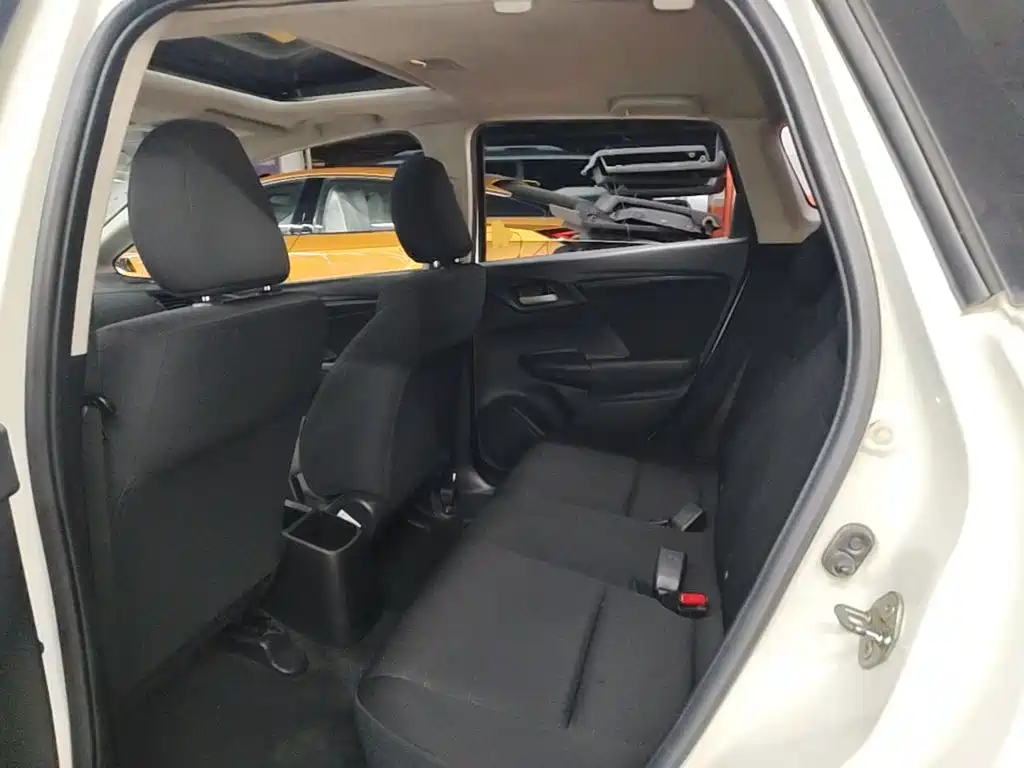 Honda Fit 2018 — фото 17