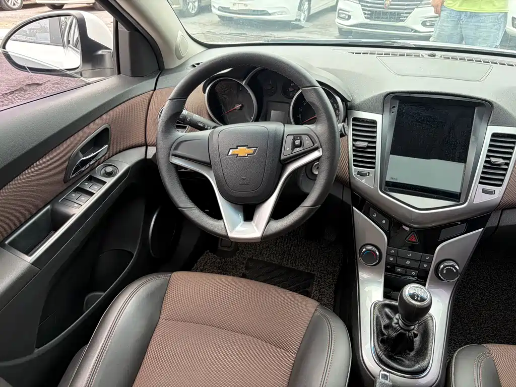 Chevrolet Cruze 2016 — фото 9