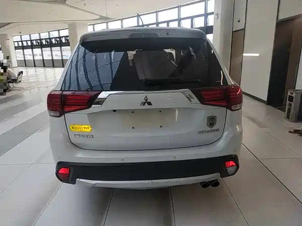 Mitsubishi Outlander 2017