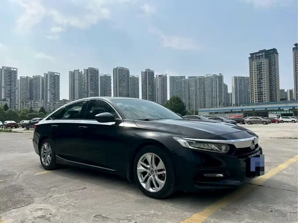 Honda Accord 2018 — фото 3