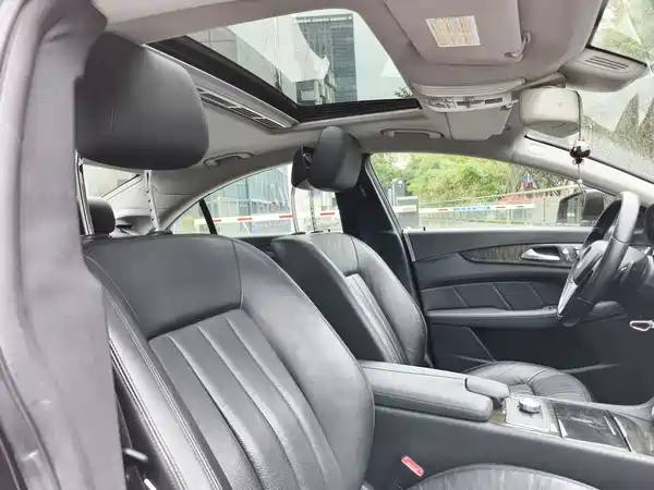 Mercedes-Benz CLS 2012