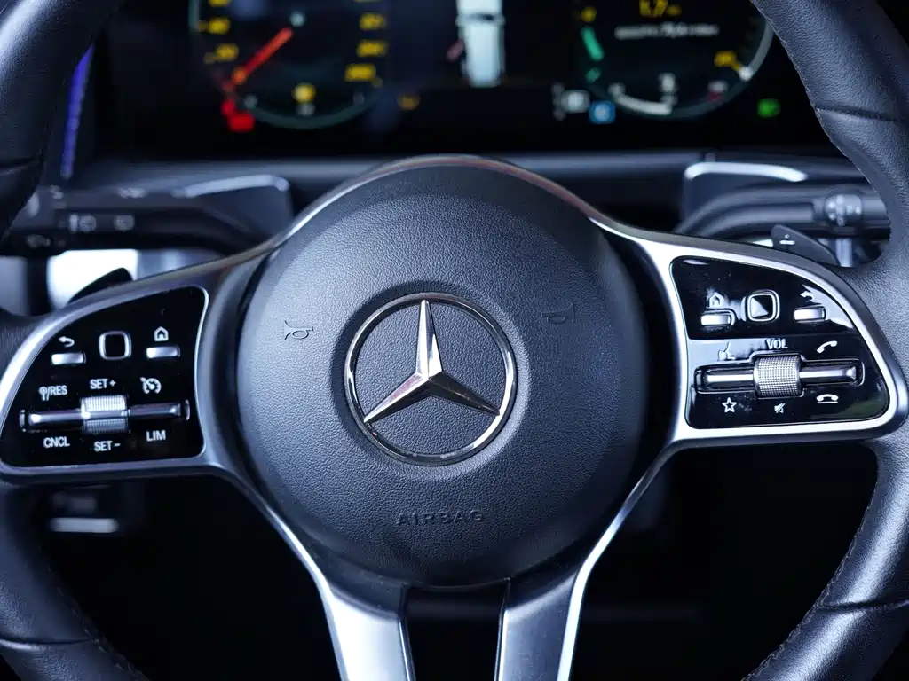 Mercedes-Benz GLB 2021 — фото 13