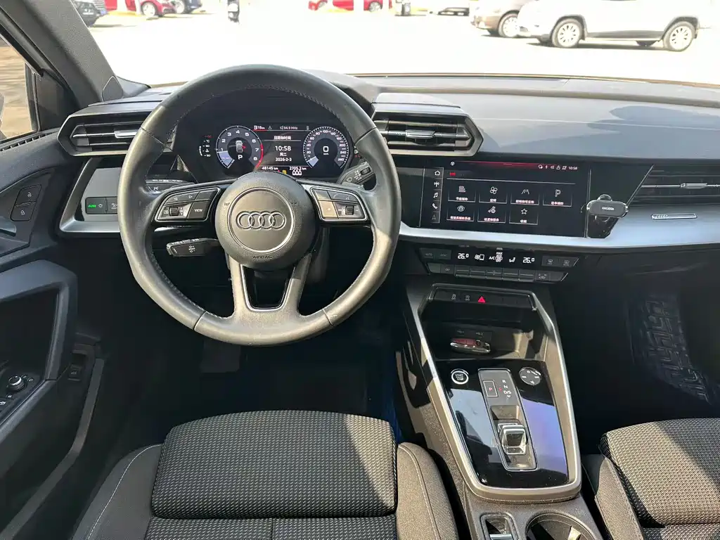 Audi A3 2022 — фото 9