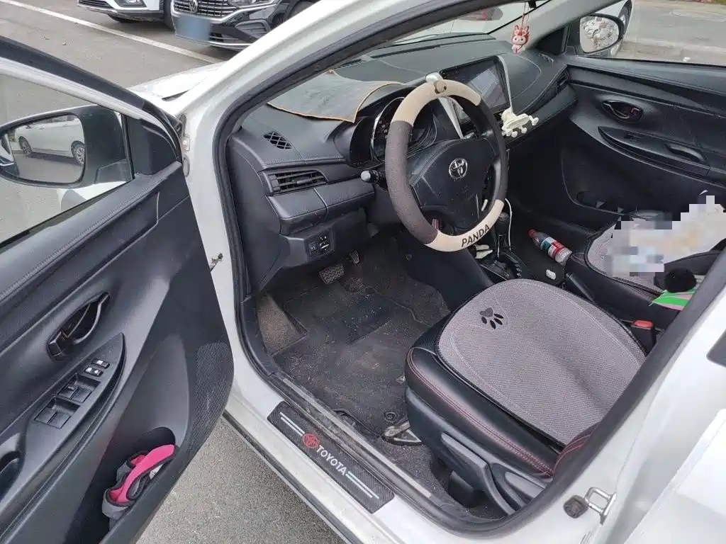 Toyota Yaris L 2021 — фото 14