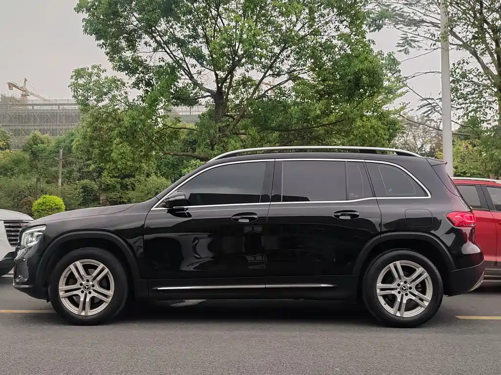 Mercedes-Benz GLB 2022 — фото 16