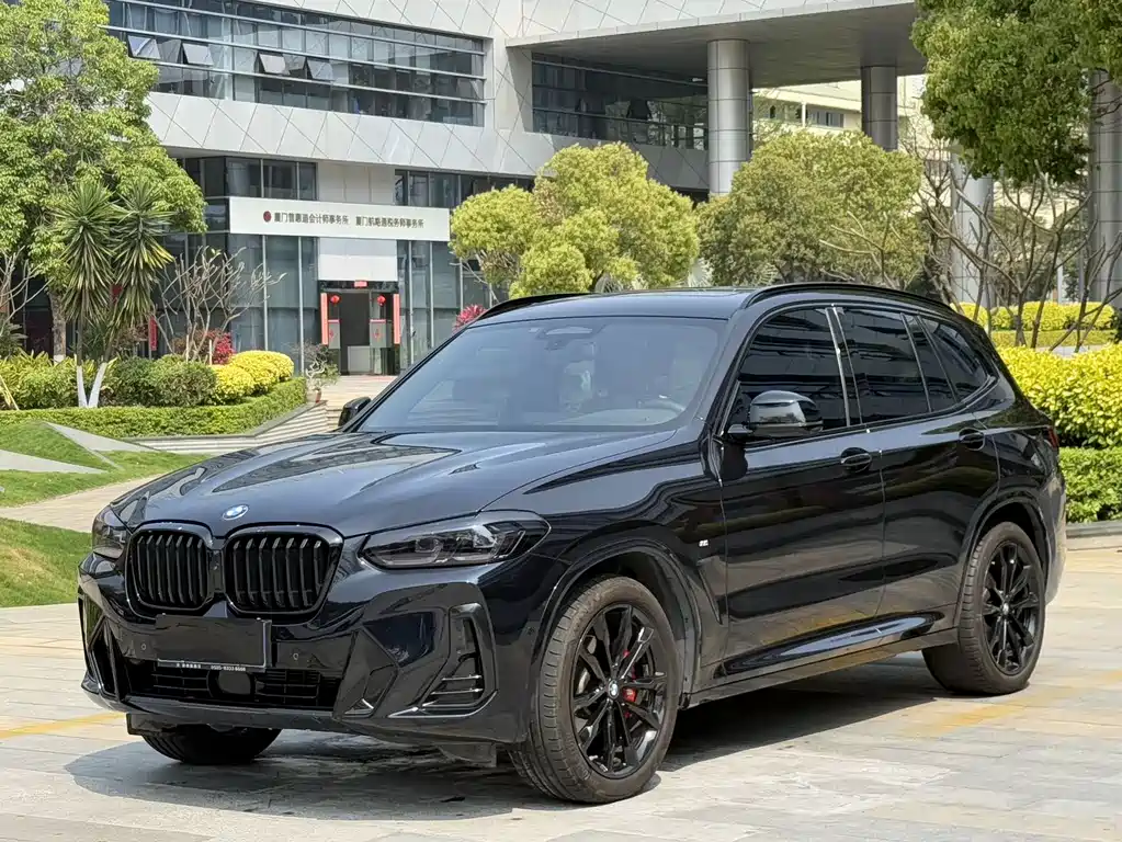 BMW X3 2022 — фото 1