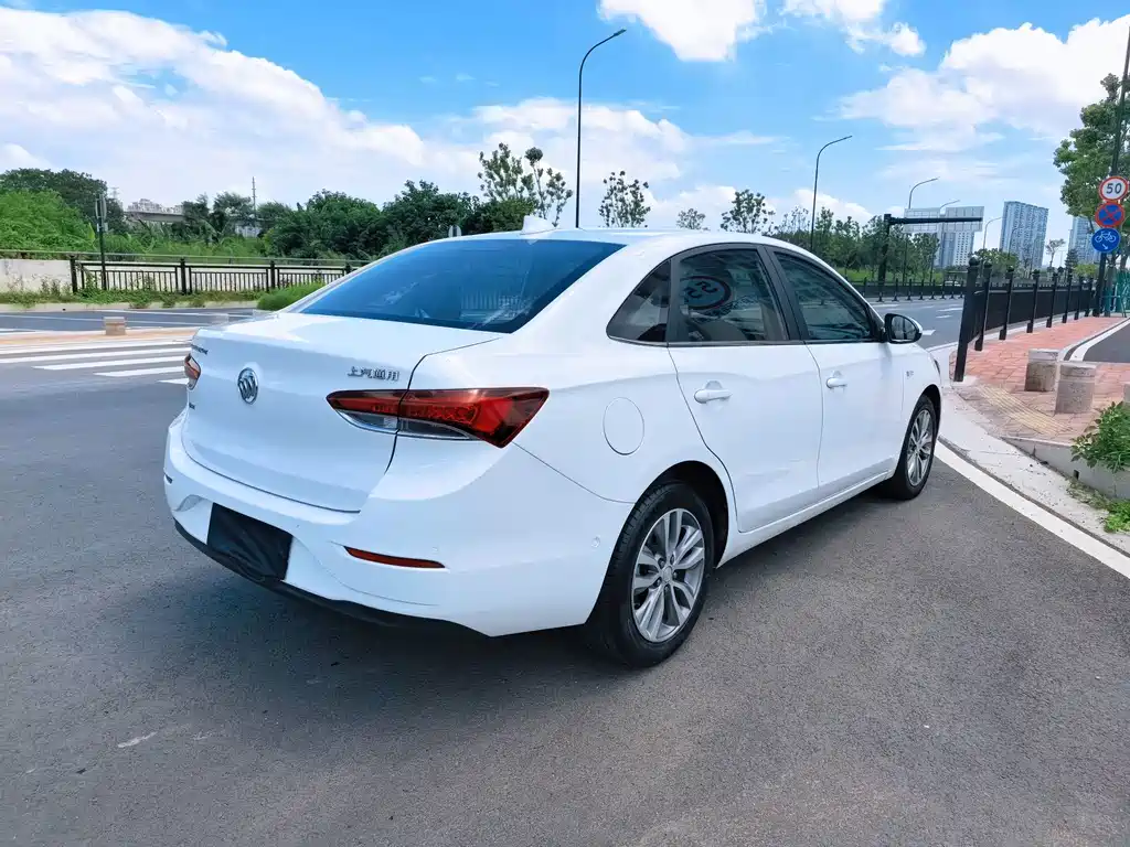 Buick Excelle GT 2018 — фото 9
