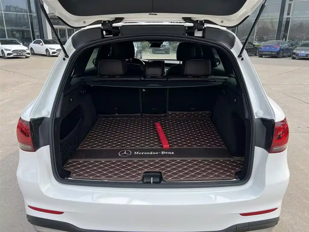 Mercedes-Benz GLC 2021 — фото 18