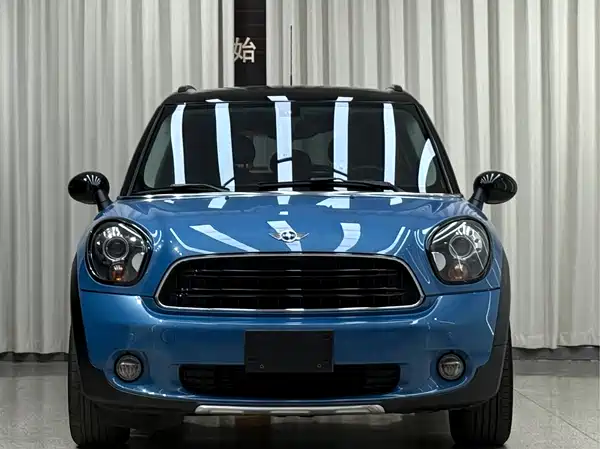 MINI Countryman 2016