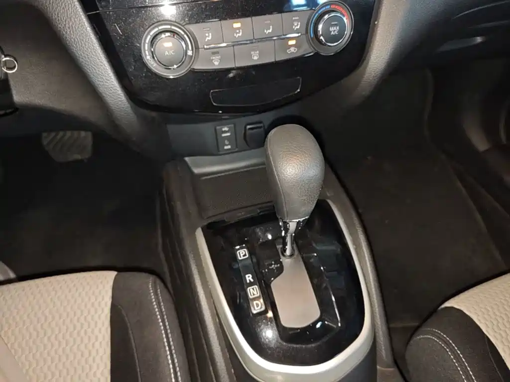 Nissan Qashqai 2016 — фото 14