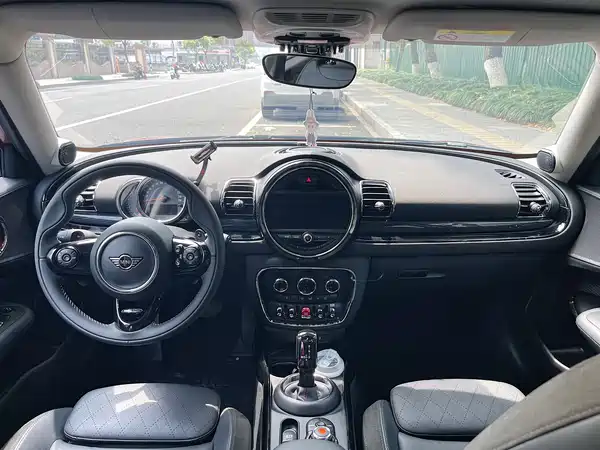 MINI Clubman 2019