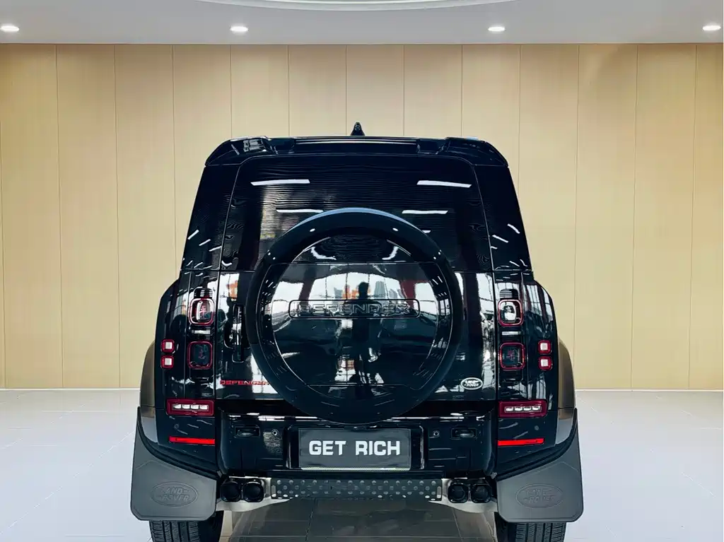 Land Rover Defender 2025 — фото 8
