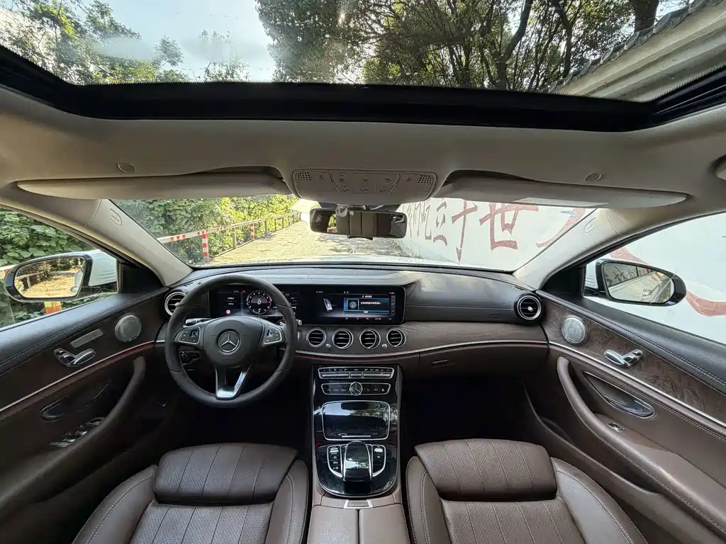 Mercedes-Benz E-Class 2017 — фото 8