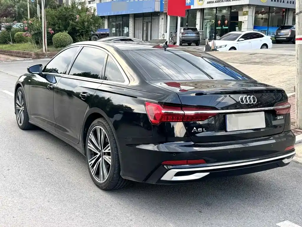 Audi A6L 2021