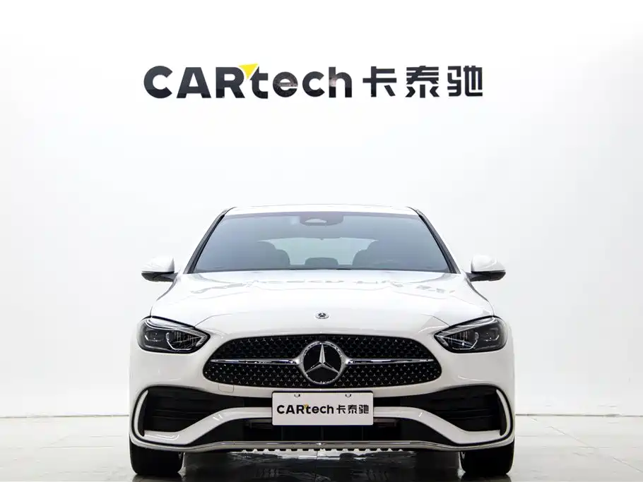 Mercedes-Benz C-Class 2024 — фото 2